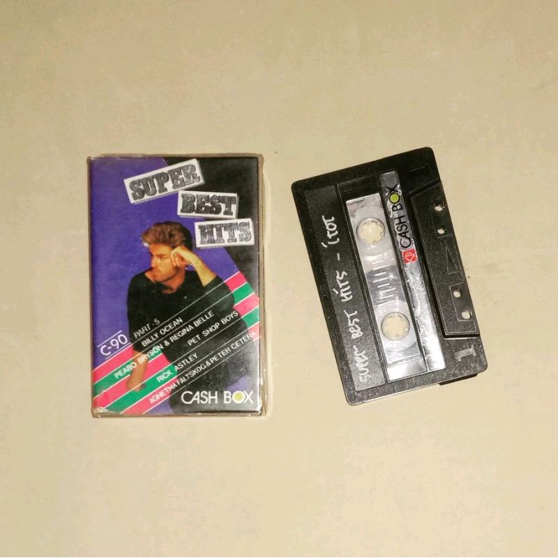 kaset super best hits (rekaman lawas)