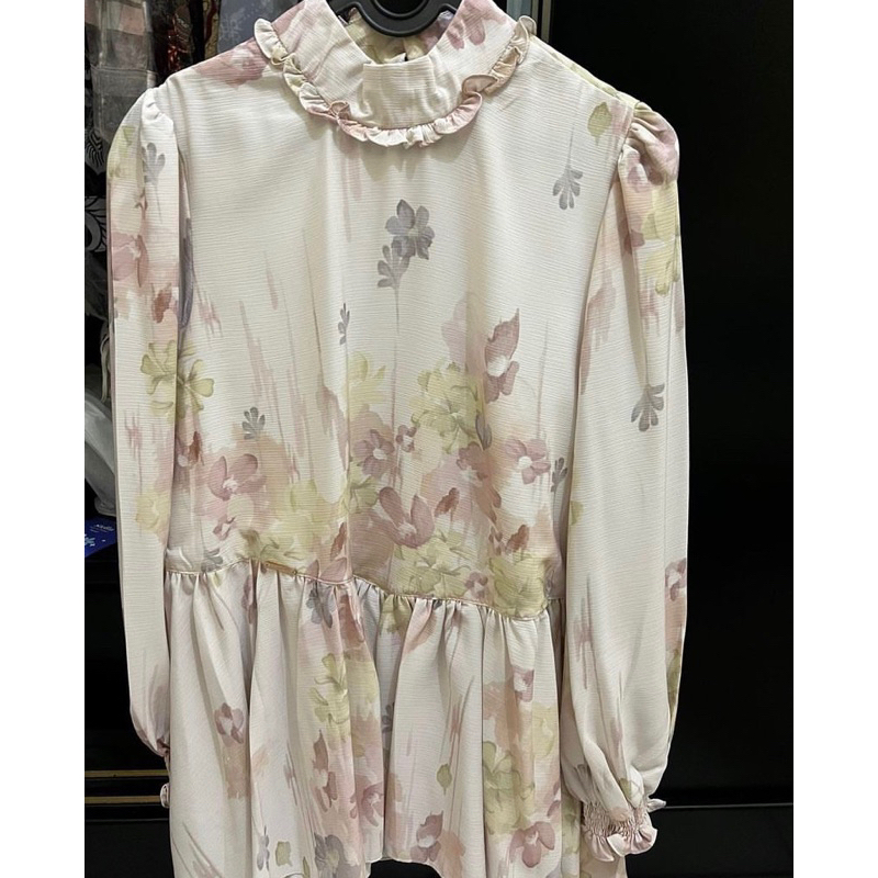 sale wearing klamby/sale nara blouse wearing klamby/nara blouse klamby