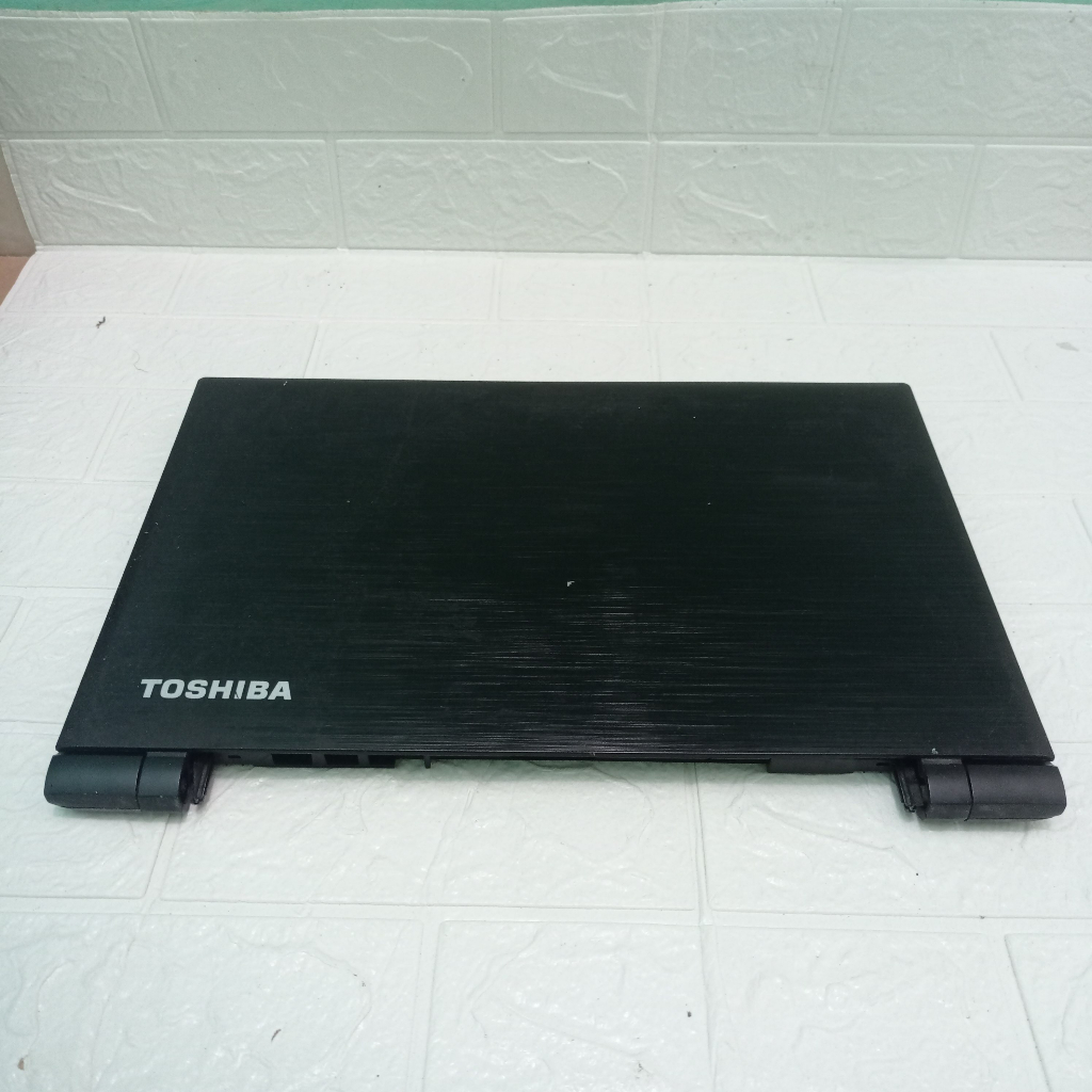 casing cassing kesing Original Laptop Toshiba Satellite C55D-C5106