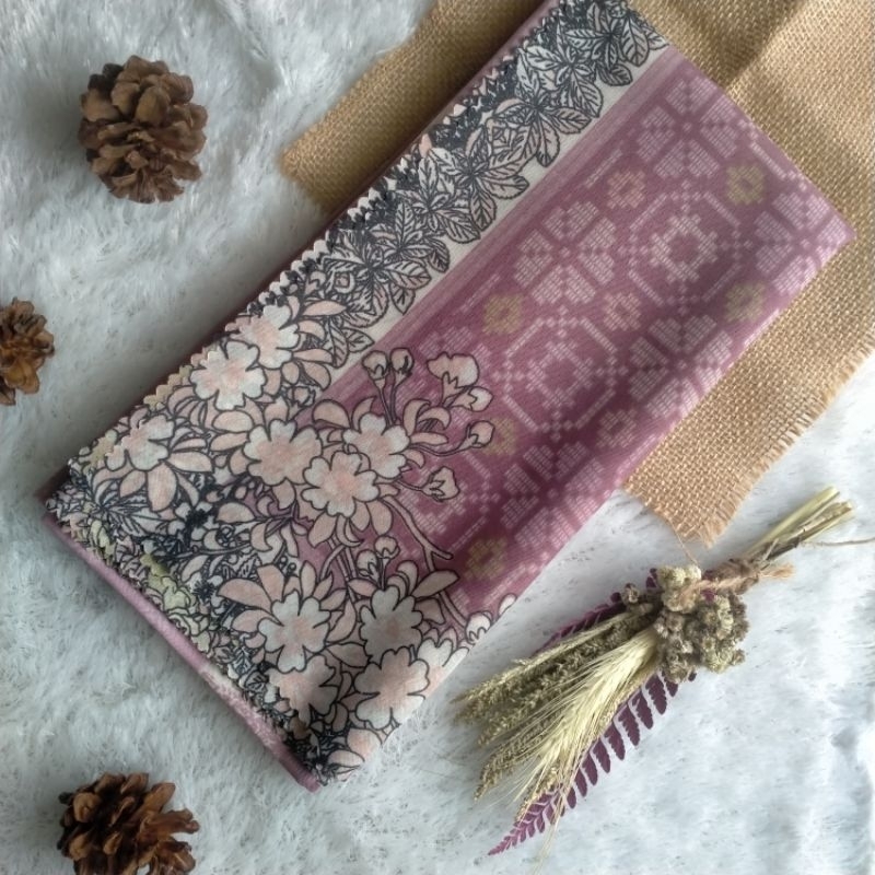 HIJAB KERUDUNG VOAL MOTIF  SEGI EMPAT SYAR'I