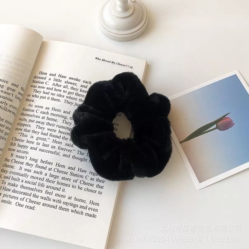 Ikat Rambut Scrunchie Korea Hijab Gelang Hairband Kunciran Cepol Jilbab Lingkar Besar Bulu