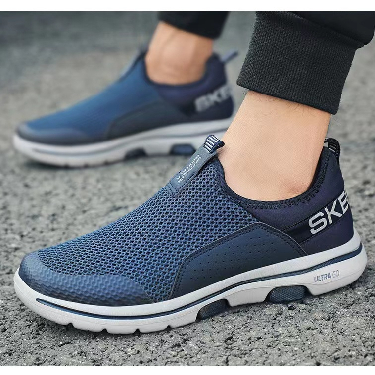 SKECHERS sepatu pria kasual kekinian slip on trendy