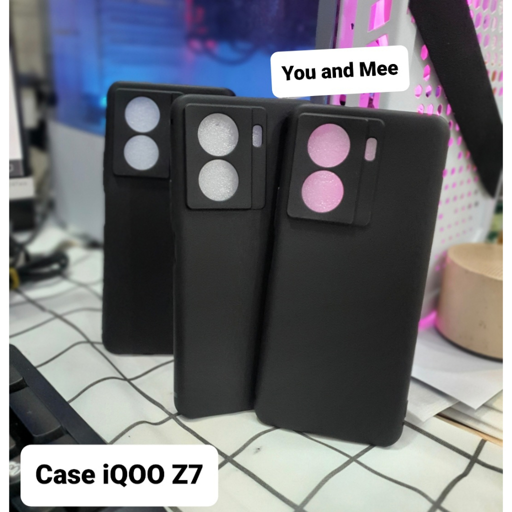 Baru!! Silicone Black IQOO Z7 iQ00 11 PREMIUM Silikone TPU Flexible Matte Cover Soft Case Full Hitam Glare Anti Minyak Doff Pop up Top Softcase Gelap Polos Tipis Thin/SLim NFC S S 2023 Baru 20 i Karet Kondom Plastik TPU iQOO I QOO I Q O O Z 7 iQooZ7 VIVO