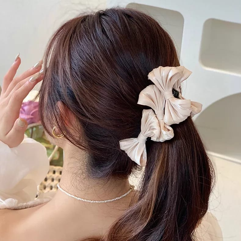 Korea Banana Hair Claw / Jepit rambut pisang korea hair clip