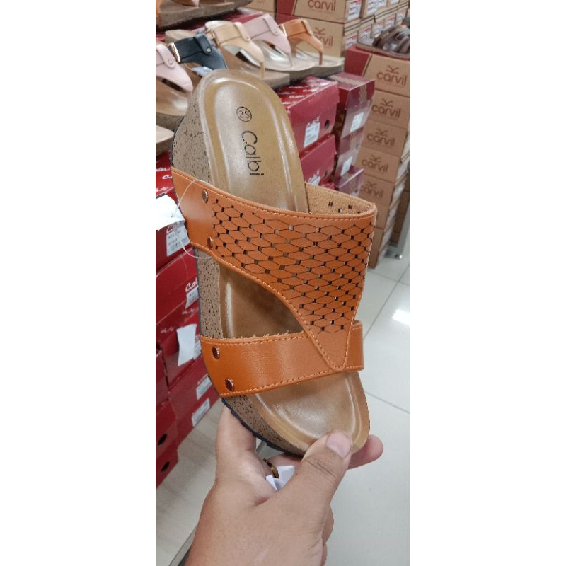 wedges calbi Original