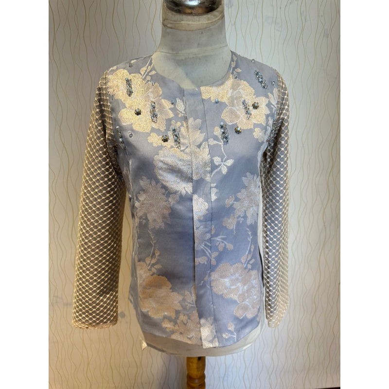 preloved Naia blezer