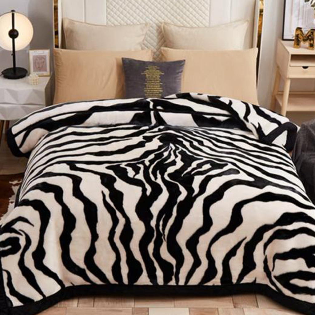 Selimut Bulu Halus Ukuran 200x230 Aesthetic Motif Zebra