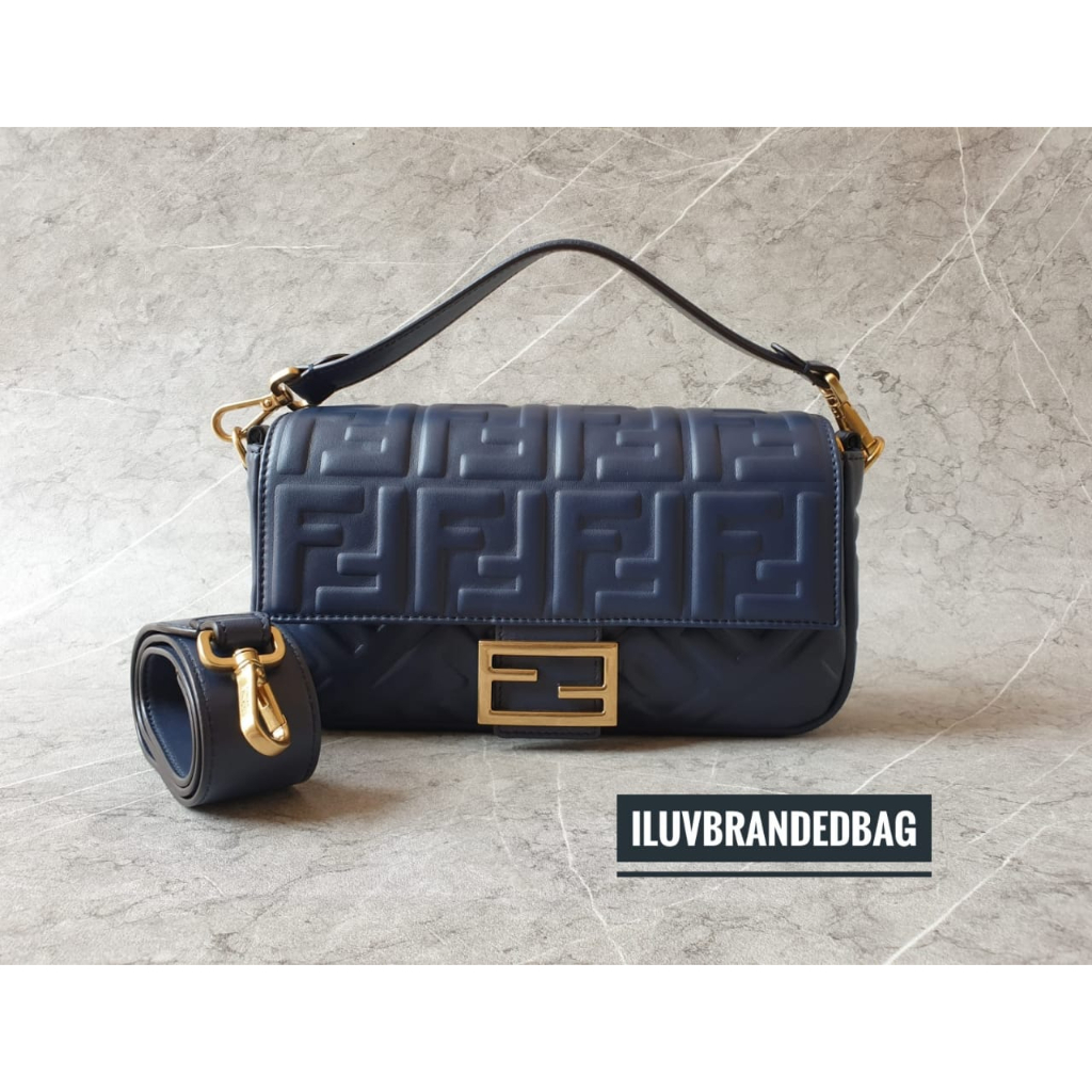 TAS WANITA BRANDED FENDI BAGGUTTE NAVY SLING BAG