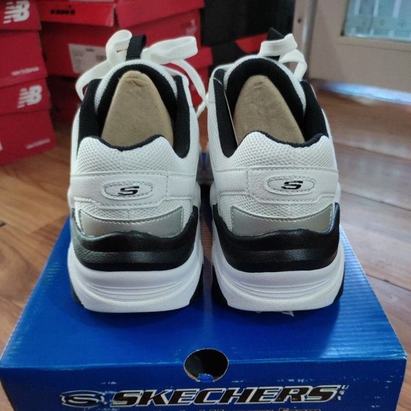 Sepatu Skechers Stamina V3 894087