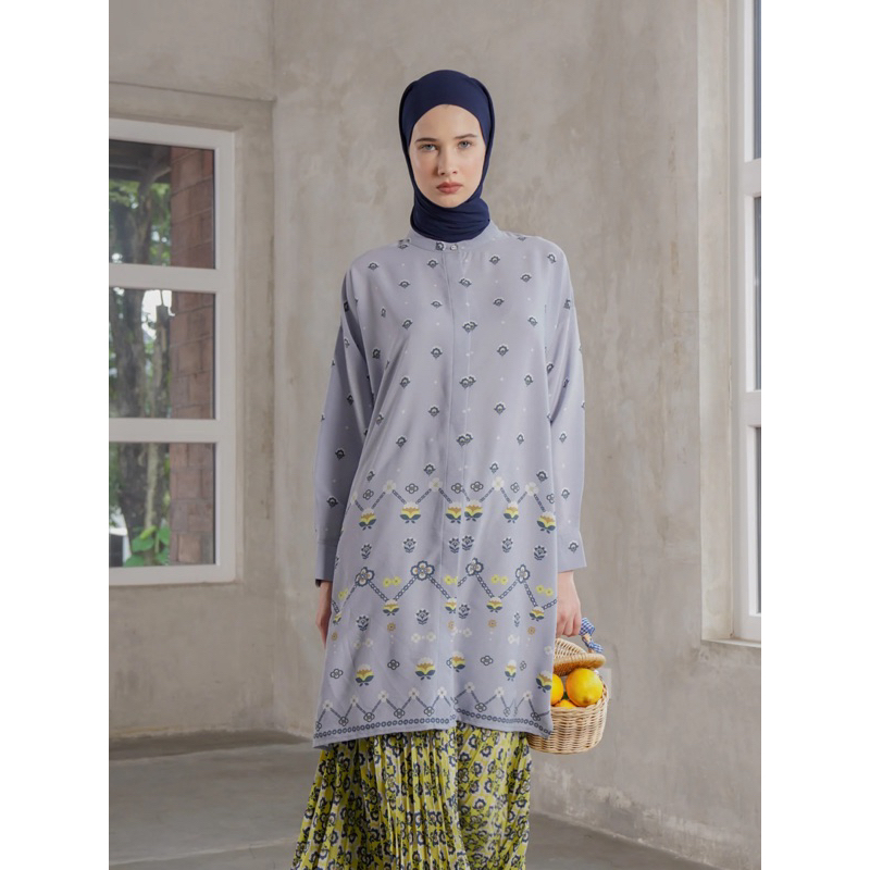 Gilian Tunic Blue Aleza Label