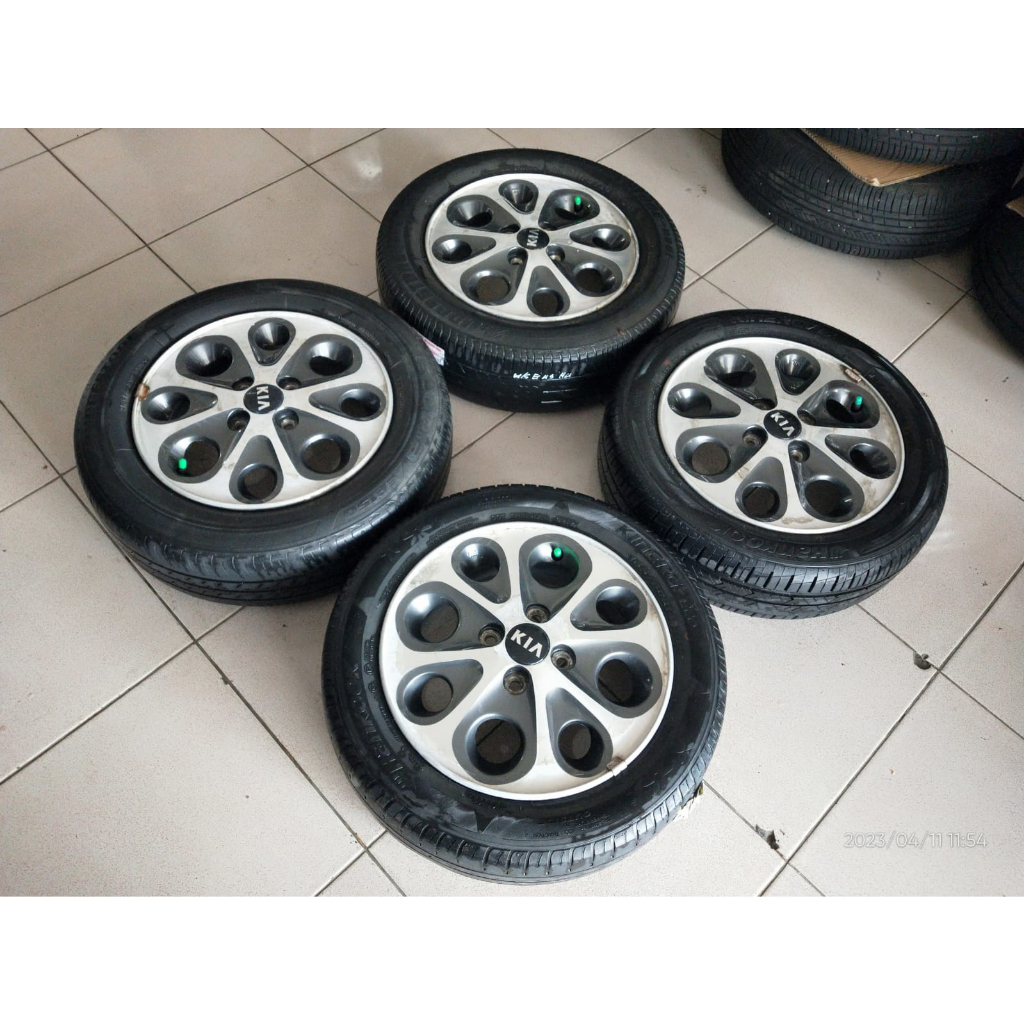 Velg Bekas Murah Copotan Mobil KIA Ring 14 Lebar 5 Inch Hole 4 x10 Offset 49 Warna Grey Polish Plush