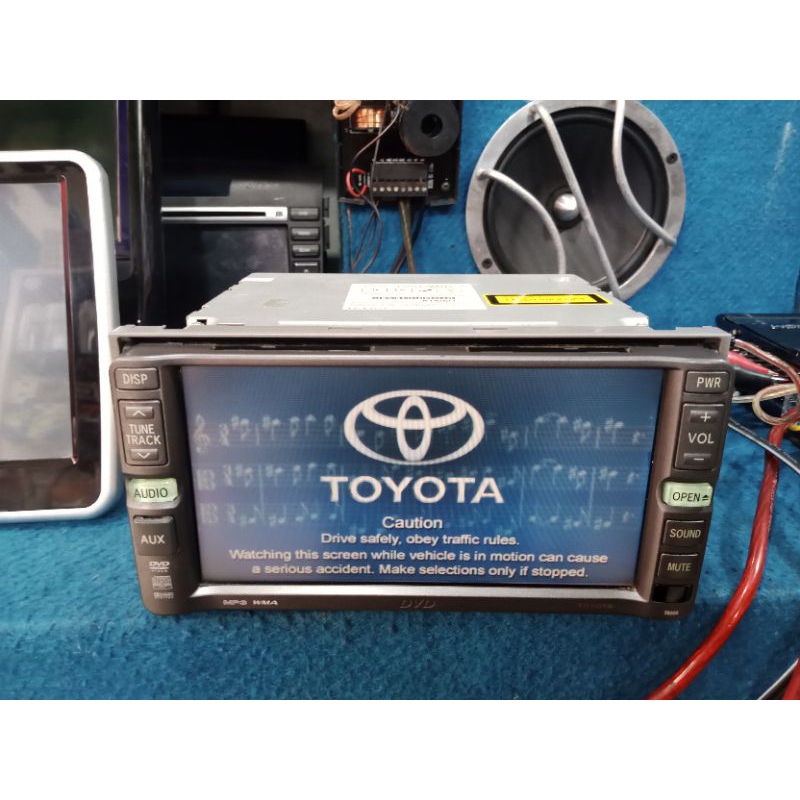 head unit original Toyota Fortuner 2005 - 2008