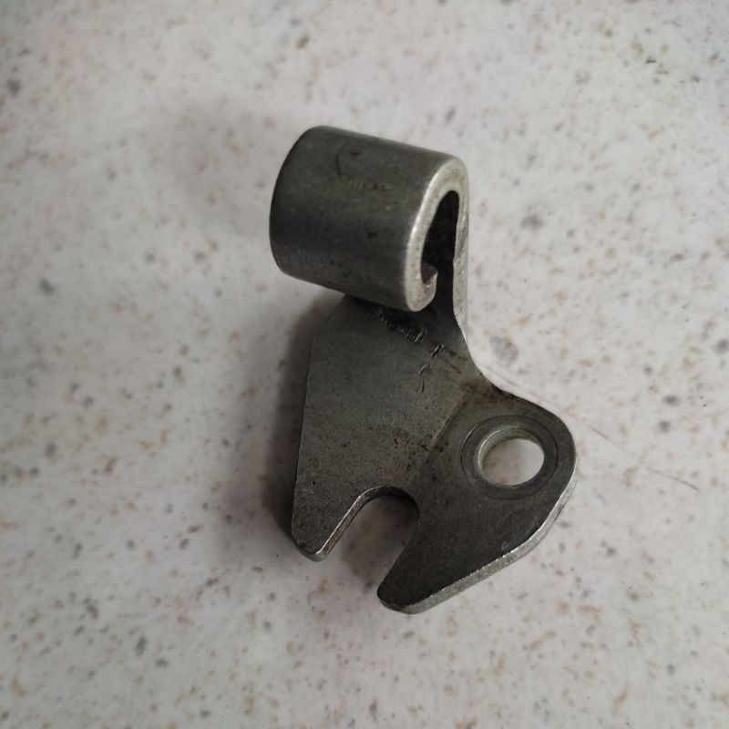 dudukan kabel kopling cb100/125 gl 100) 125 ori copotan motor