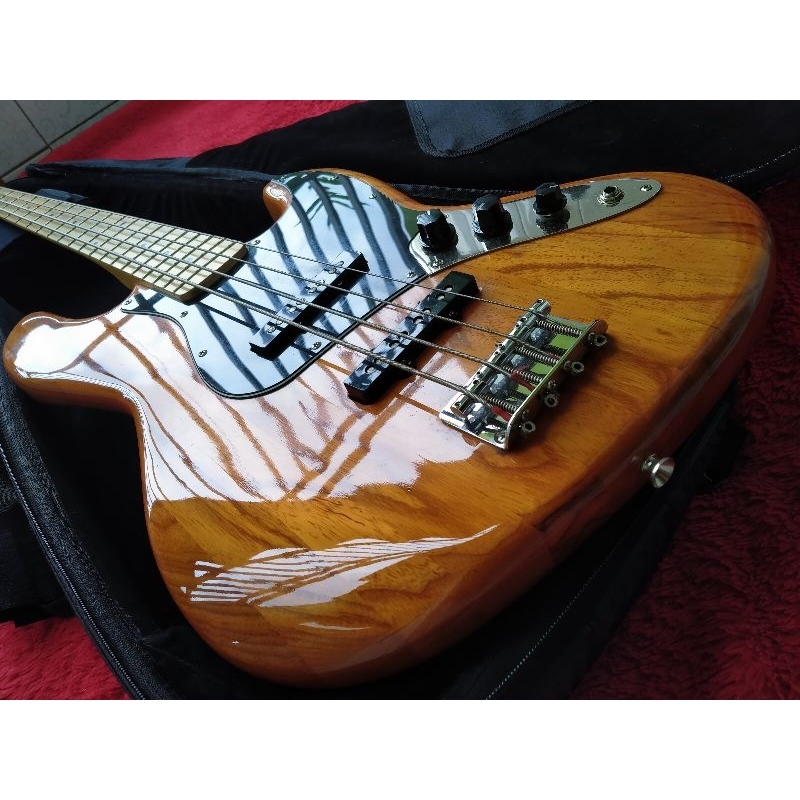 Bass Fender JB SUPER GLOSSY Second Mulus