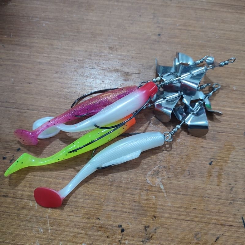 SLASH DOUBLE PROPELER SOFT LURE 10CM