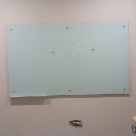 

glassboard magnetik 120 x 200 gantung/tembok