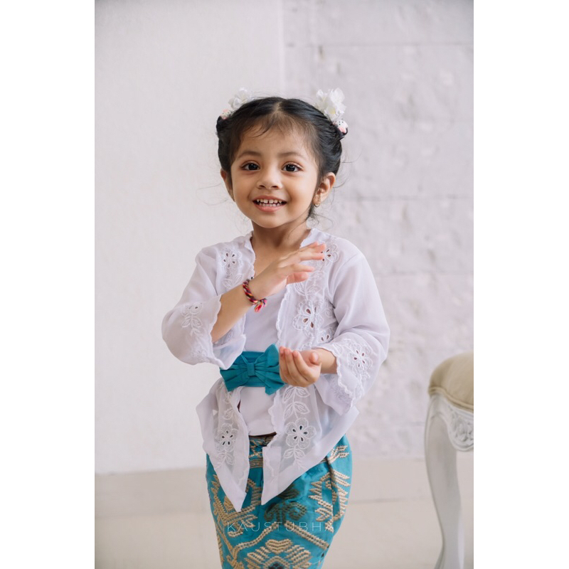 One Set Kebaya Bordir Modern Jadi untuk Anak Bayi Perempuan Kecil Bali Motif Terbaru Model Kutu Baru