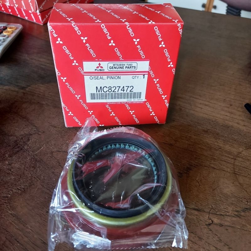 Oil Seal Pinion Seal Gardan PS125 PS135 Ori Mitsubishi