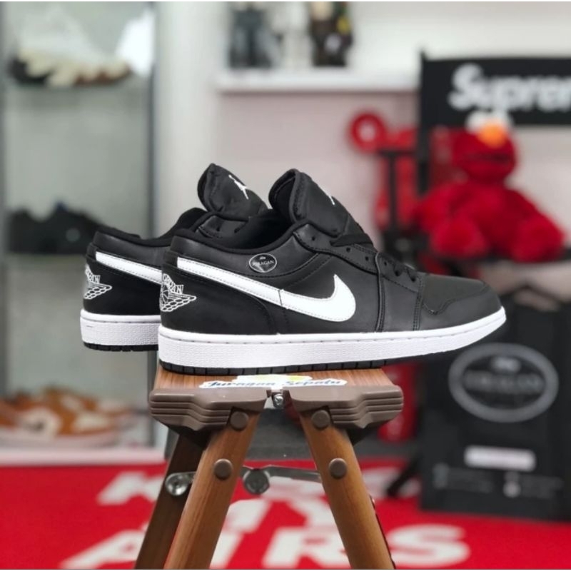 Nike Air Jordan 1 Low &quot;Black White&quot;