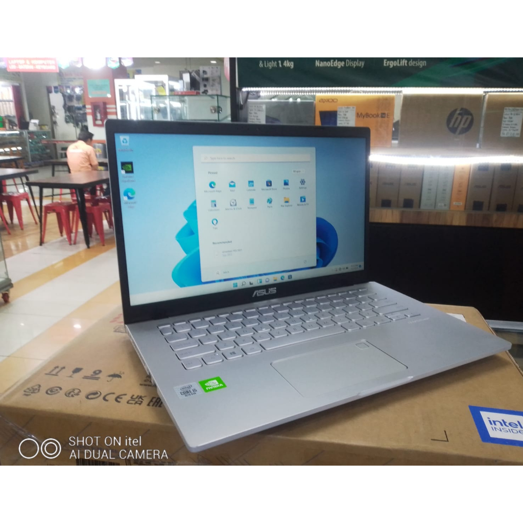 LAPTOP LEPTOP ASUSss  CORE I5 HDD 1TB RAM 4GB VGA INVIDIA 2GB MULUS SIAP PAKAI