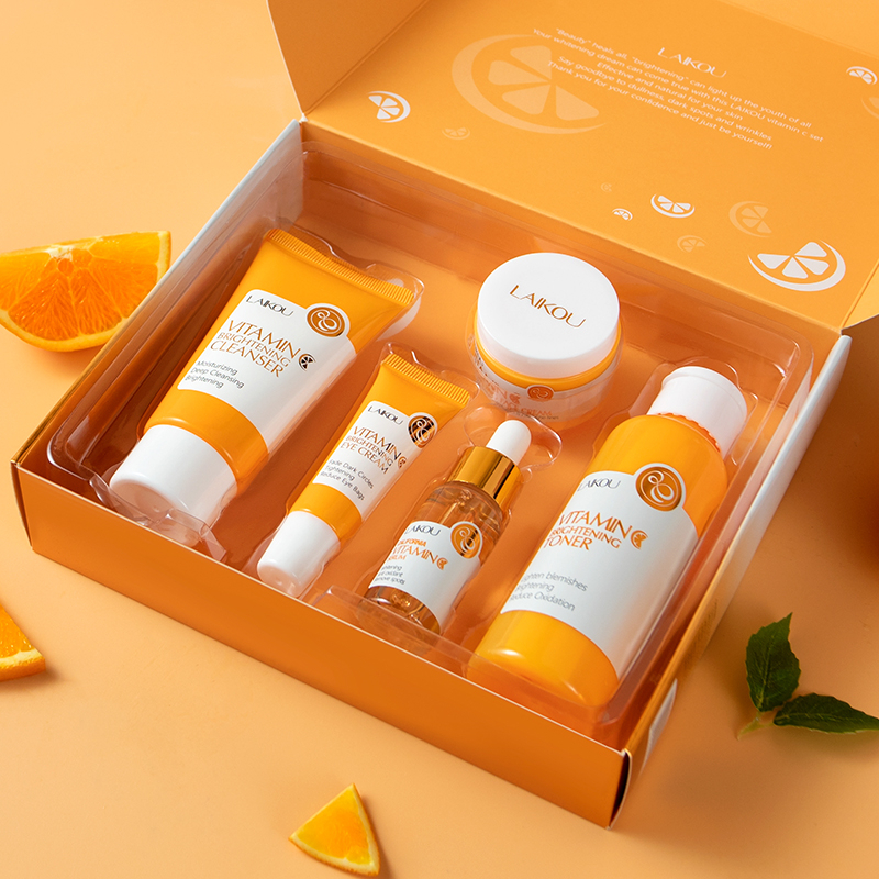 LAIKOU Vitamin C Serum Mencerahkan Melembabkan Skin Care 5pcs Set Meratakan Warna Kulit Mengontrol Minyak Cleanser