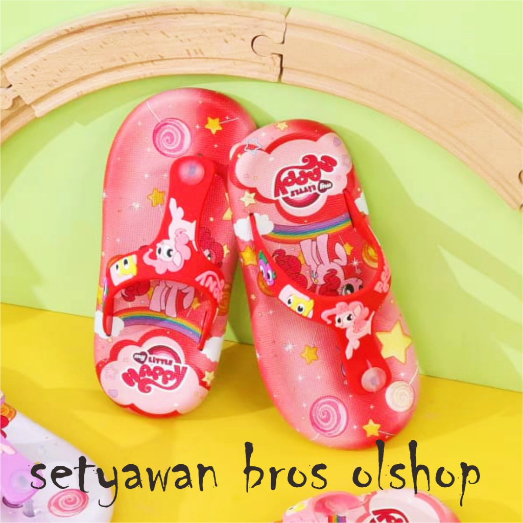 Sepatu /Sepatu CAPIT Anak Perempuan LOL dengan Sol karet lembut berbahaan import