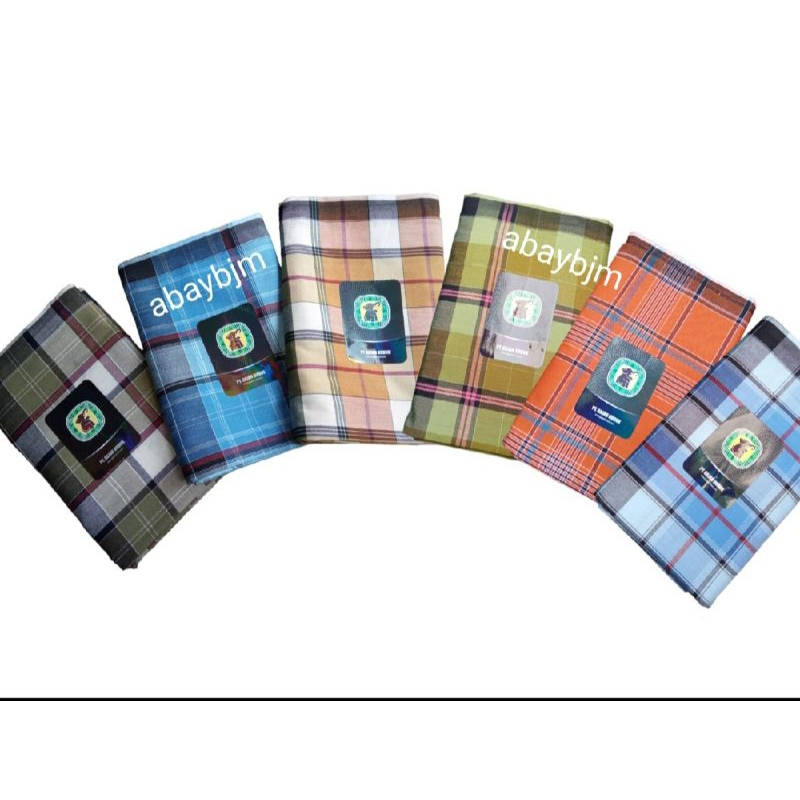 Sarung gajah duduk/Tapih gajah duduk