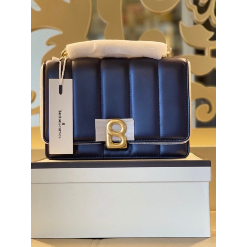 NORA BAG BUTTONSCARVES