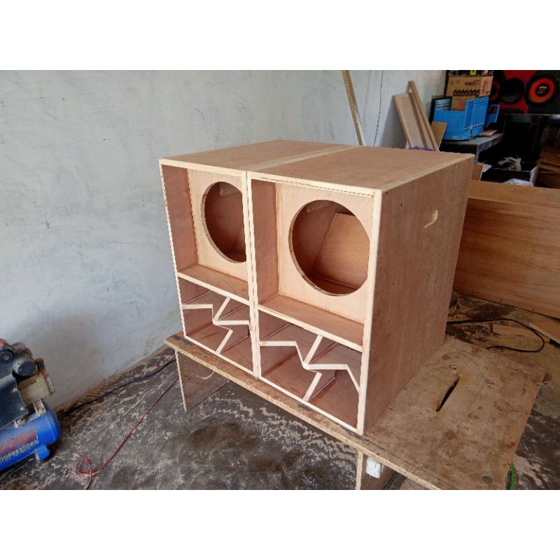 Box Cbs Fusion 15inc