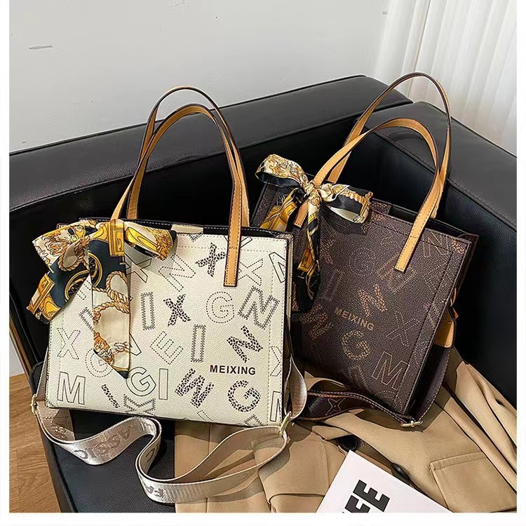 8194 tas selempang wanita import wanita fashion kekinian tas handbag