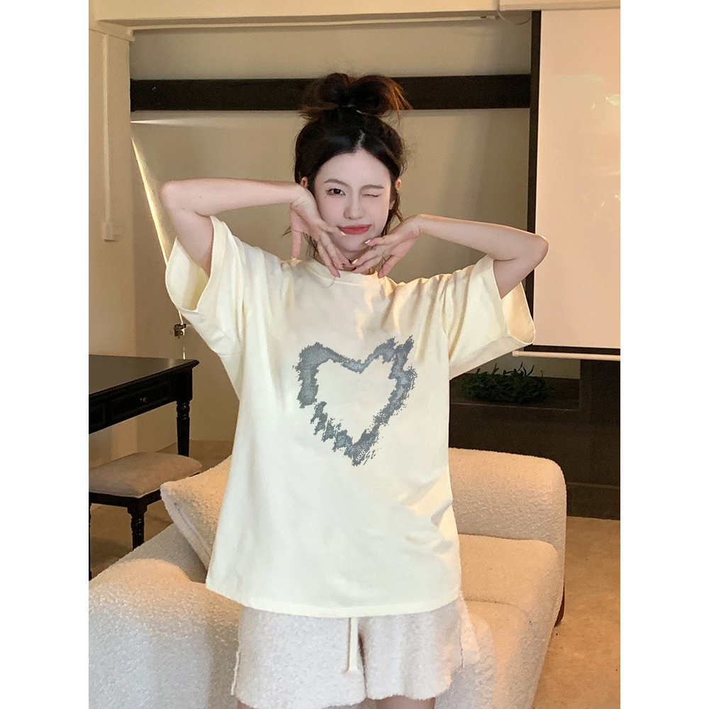XiaoZhaiNv Kaos Atasan Oversize Wanita Smoke Heart Pattern Lengan Pendek A0857