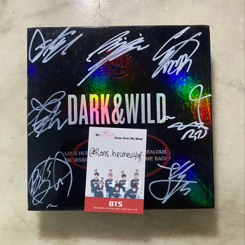 BTS Signed Dark & Wild album all member