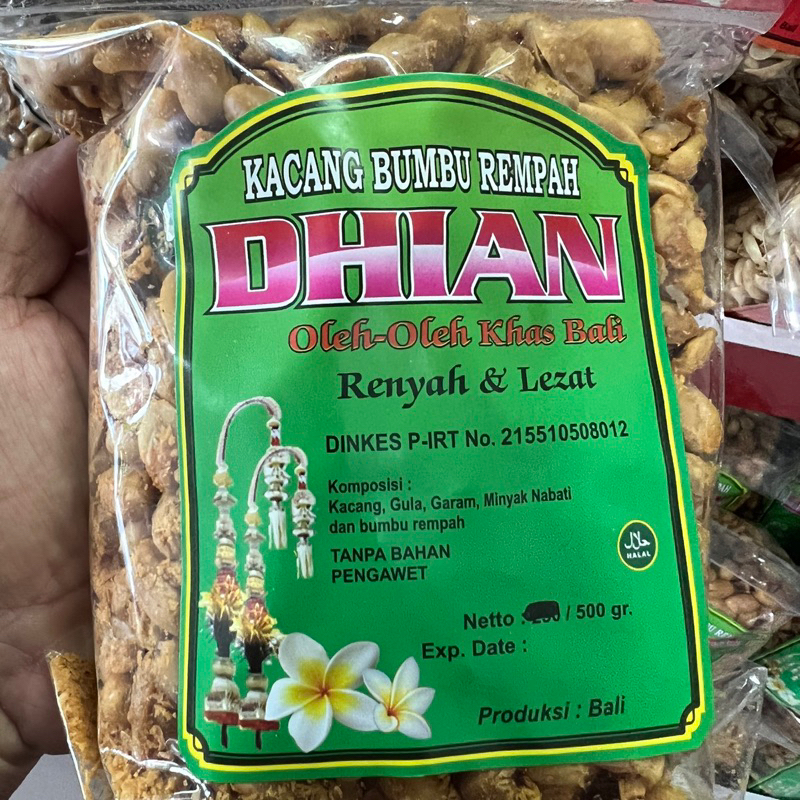 

KACANG BUMBU REMPAH DHIAN 500 grm