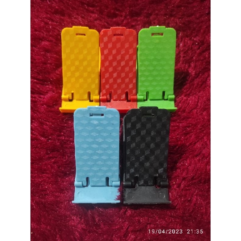 Stand Holder Handphone universal / Dudukan hp multiguna random