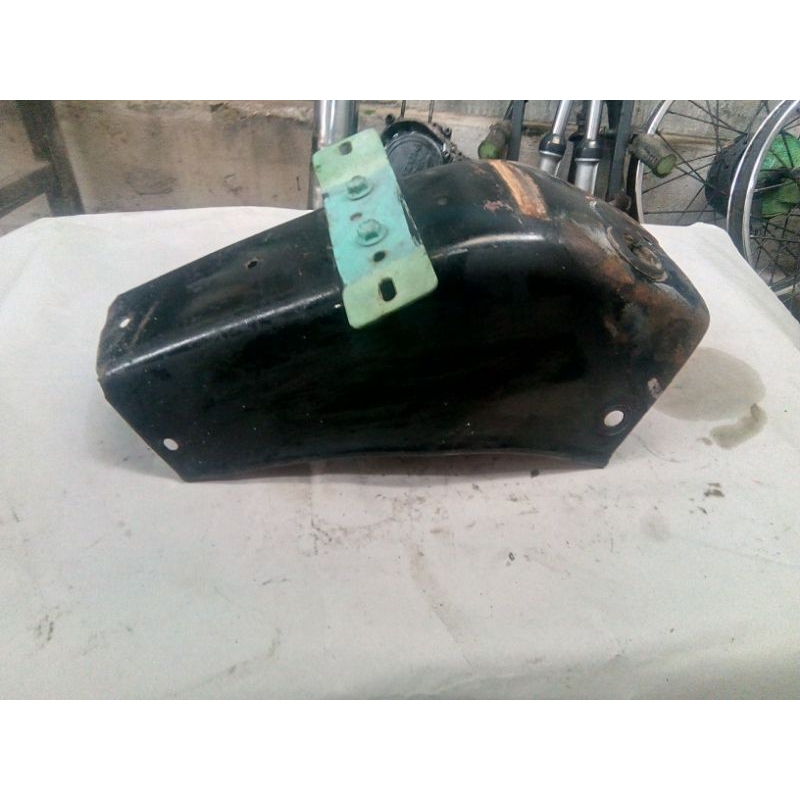 spakbor belakang slebor Suzuki bravo rc 100 rc 80