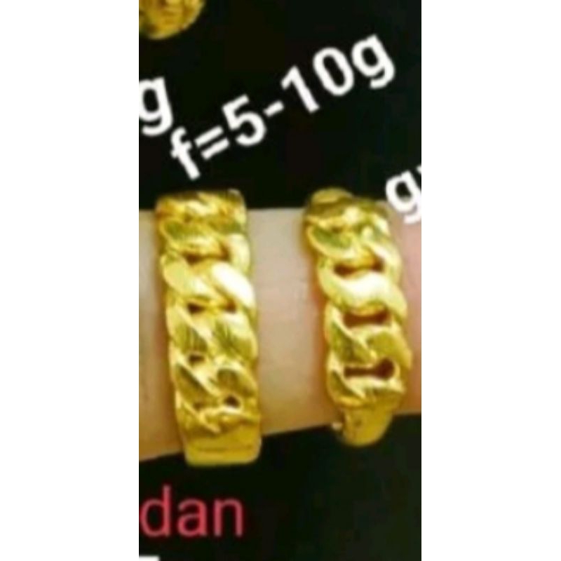 Cincin replika mas kualitas Golden,ada kode Gdn dalam cincin,awet tahan lama(7x dilapis cairan emas)