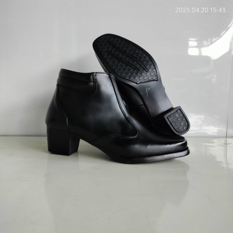 MANDIENS Sepatu pdlsus Polwan Hitam Dof Bahan Kulit Sintetis