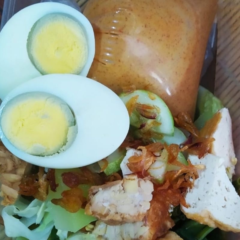 

Gado-gado Plus Telur