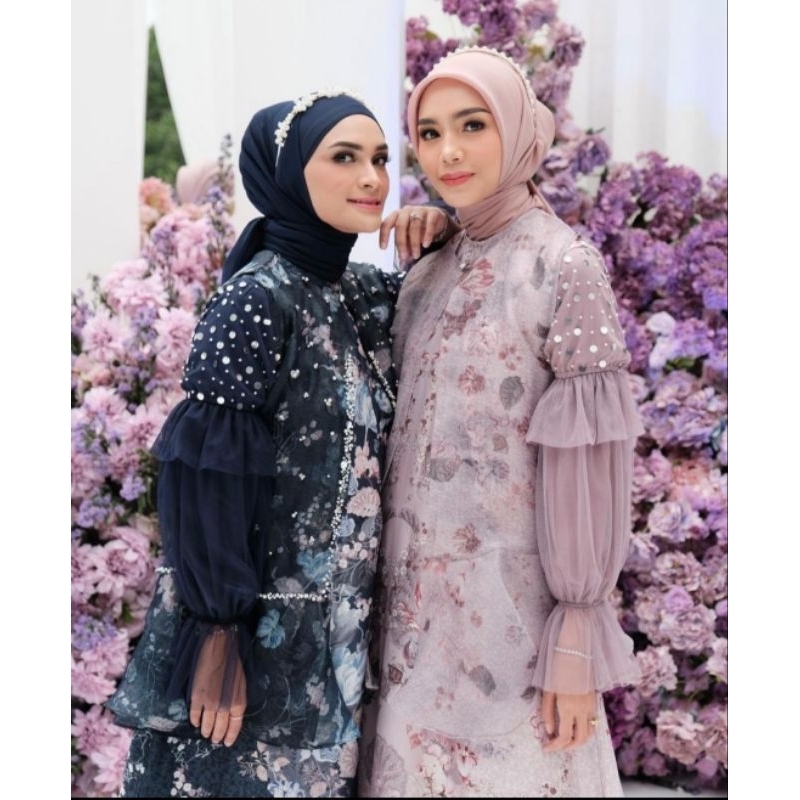 NEW READY Iris Dress Oscar Payet Vanilla Hijab