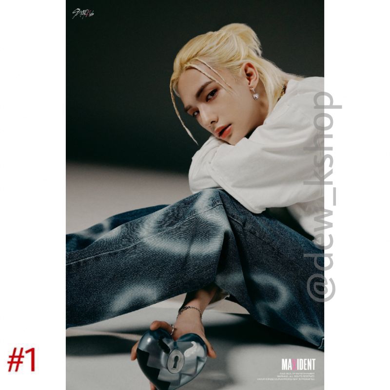 POSTER Stray Kids (HyunJin) - <MAXIDENT>