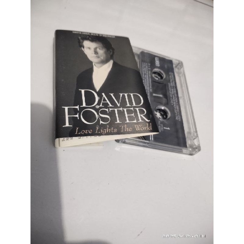 kaset pita david foster / love light the world