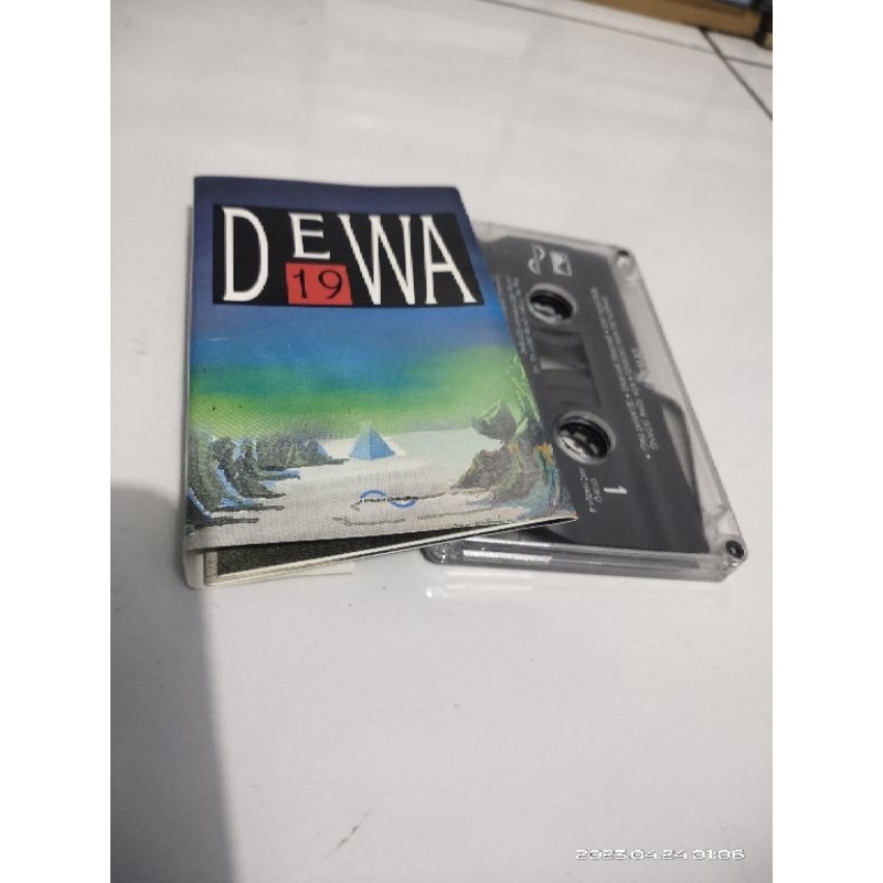 kaset pita dewa 19 / st / kangen