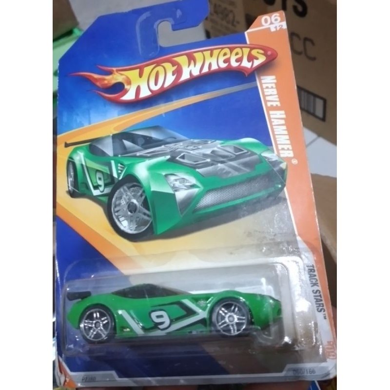 hot wheels Nerve Hammer track stars