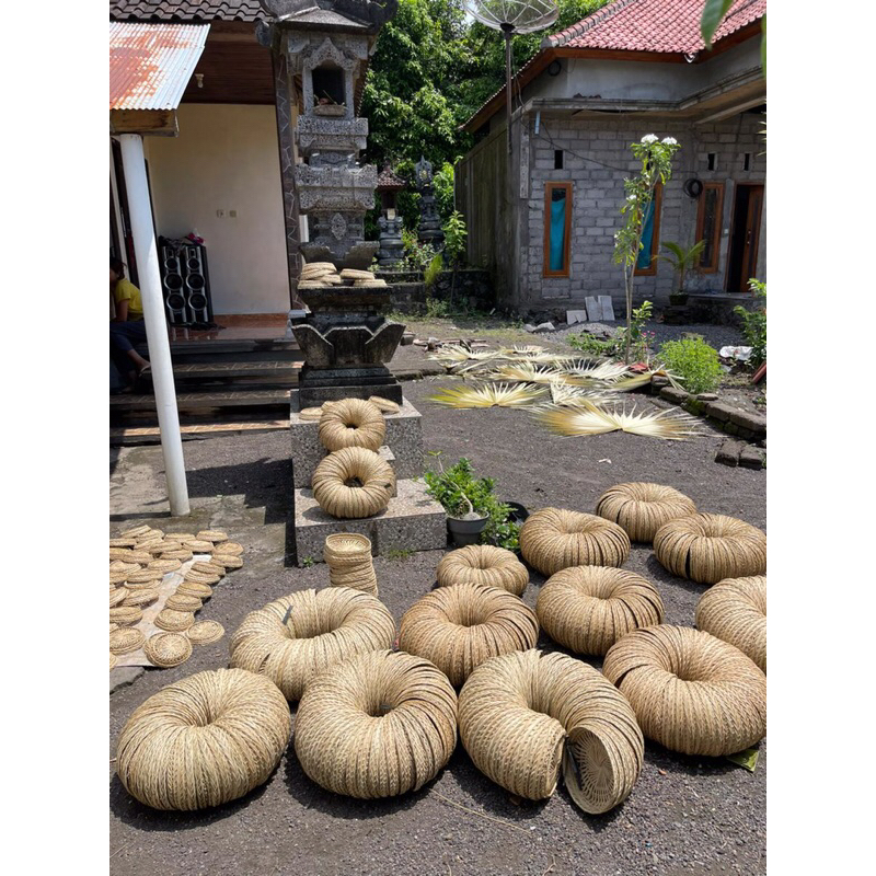 

ingke makan
