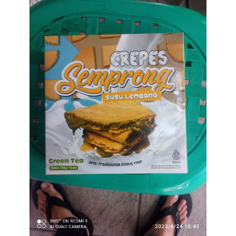 

Semprong Crepes Susu Lembang makanan ringan