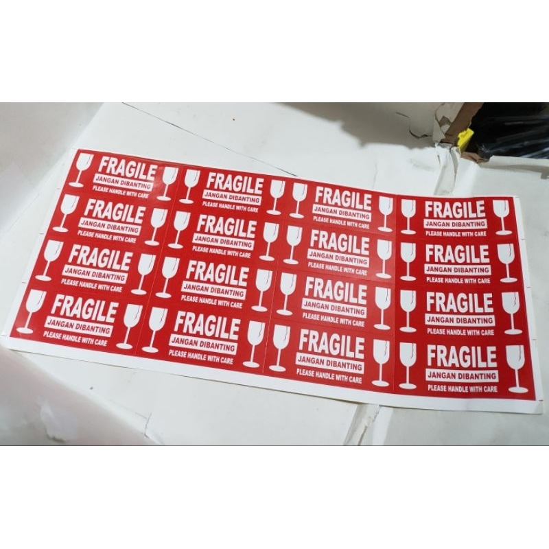 

(16pcs) Stiker Fragile Merah Kecil Uk 8,5×3,5cm