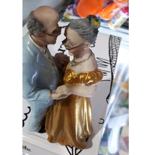 patung kakek nenek pajangan kakek nenek pajangan pernikahan souvenir wedding