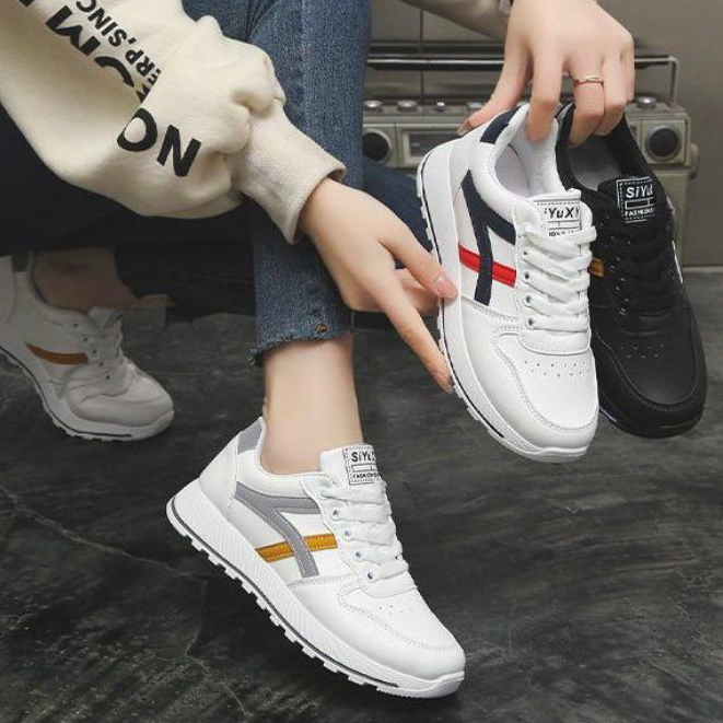 Sepatu Wanita 0224370 Import ONIXI Sneakers