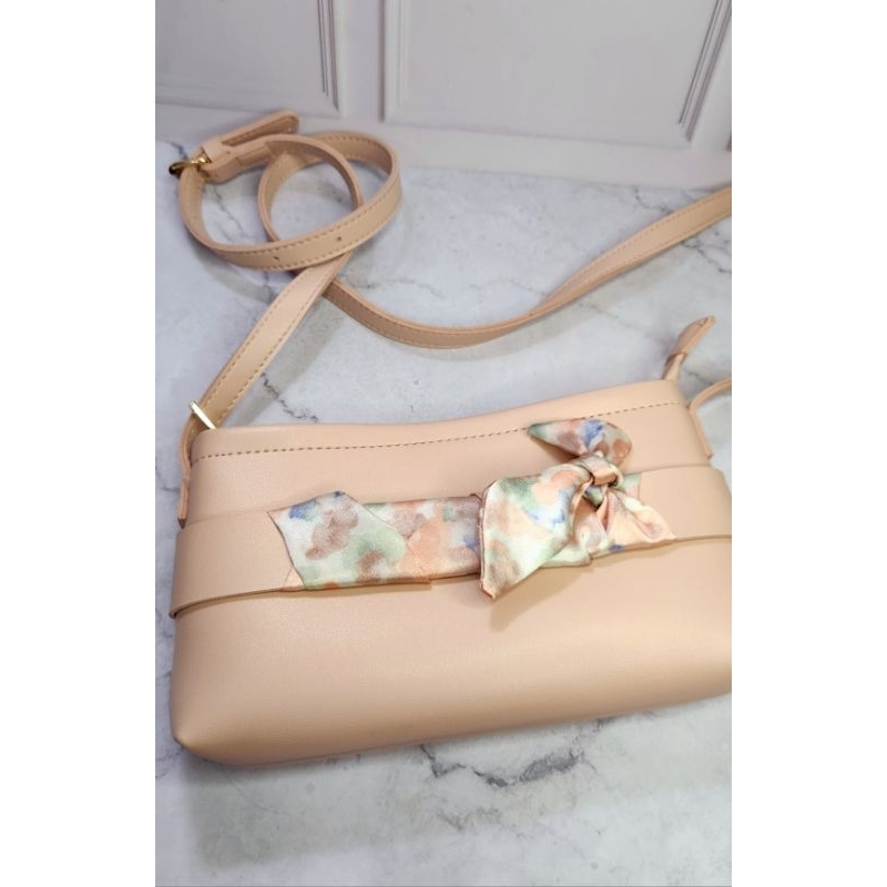 Tas Miniso Selempang