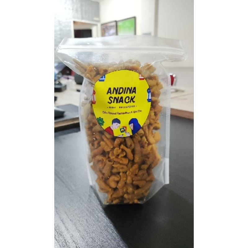 

KRIPSUS (Keripik/ Kripik Usus Ayam) original Andina Snack kemasan pouch ukuran 300 gram